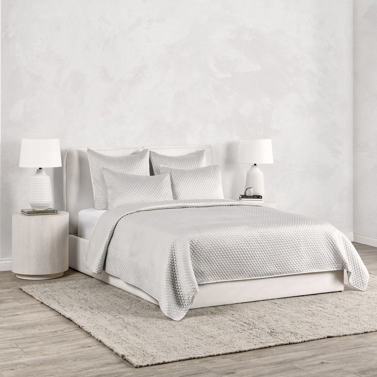 Diamond Silver 3pc Queen Quilt Set — view 5