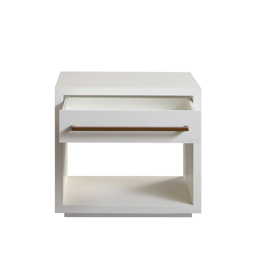Encore Solid Mango Wood 1-Drawer End Table in White Finish w/ Gold Metal Handle by Diamond Sofa