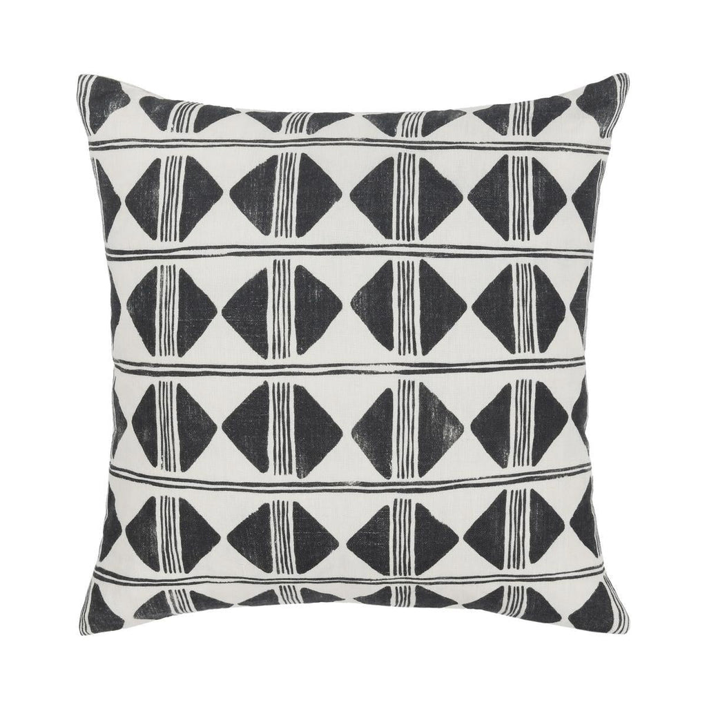 RO Nubia Black/White 22x22 Pillow