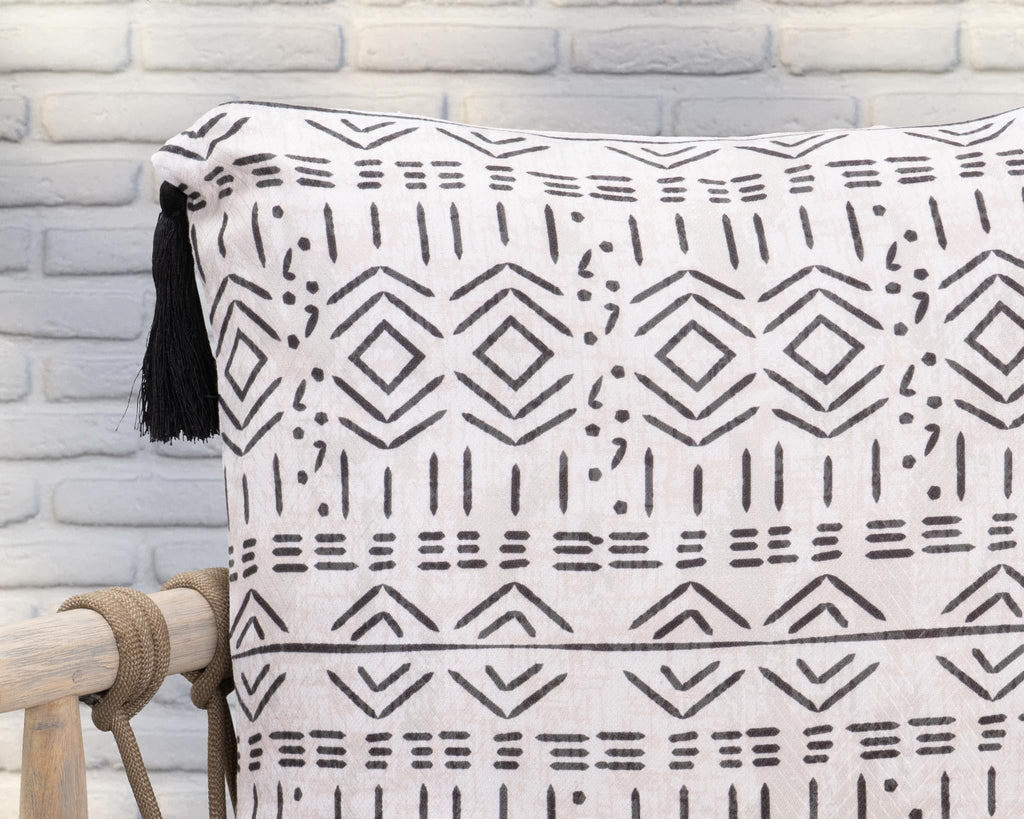 Indoor/Outdoor Zambia Natural 22x22 Pillow — view 4