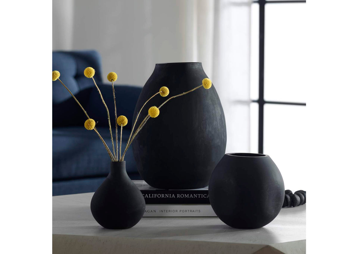 18068 Uttermost Hearth Matte Black Vases, Set