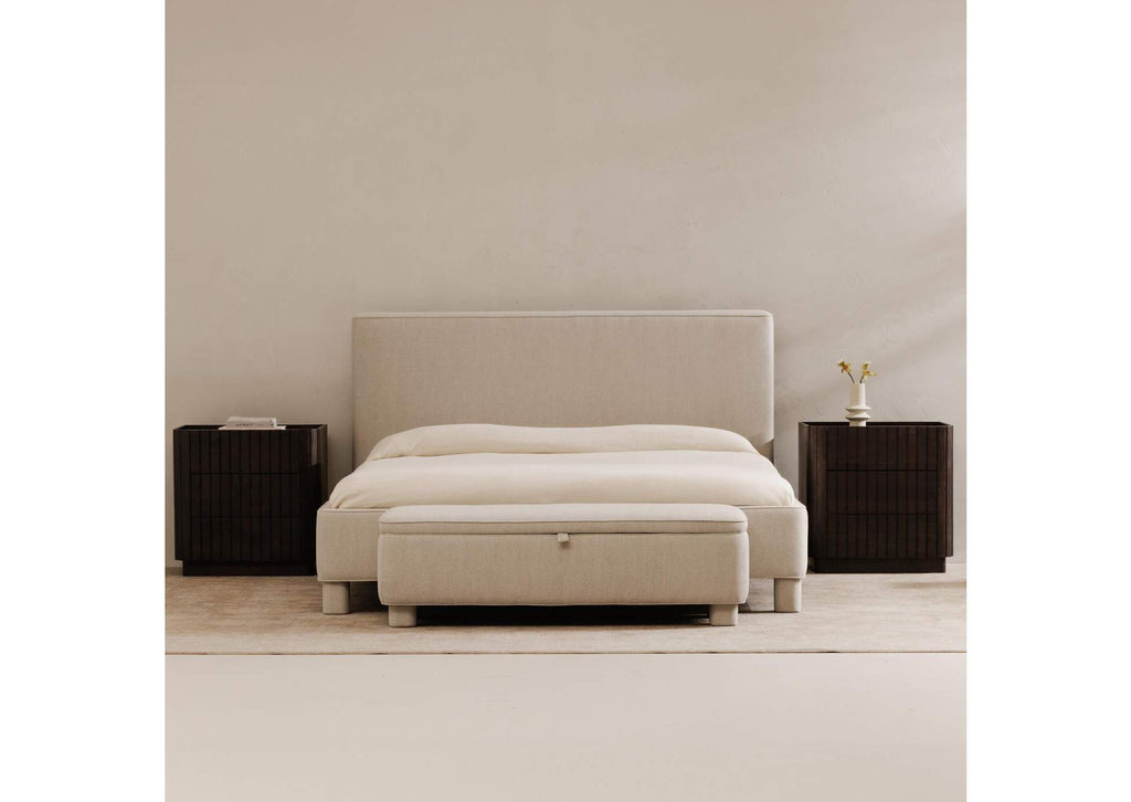 OA-1002-29-0 Ichigo Queen Bed Light Grey
