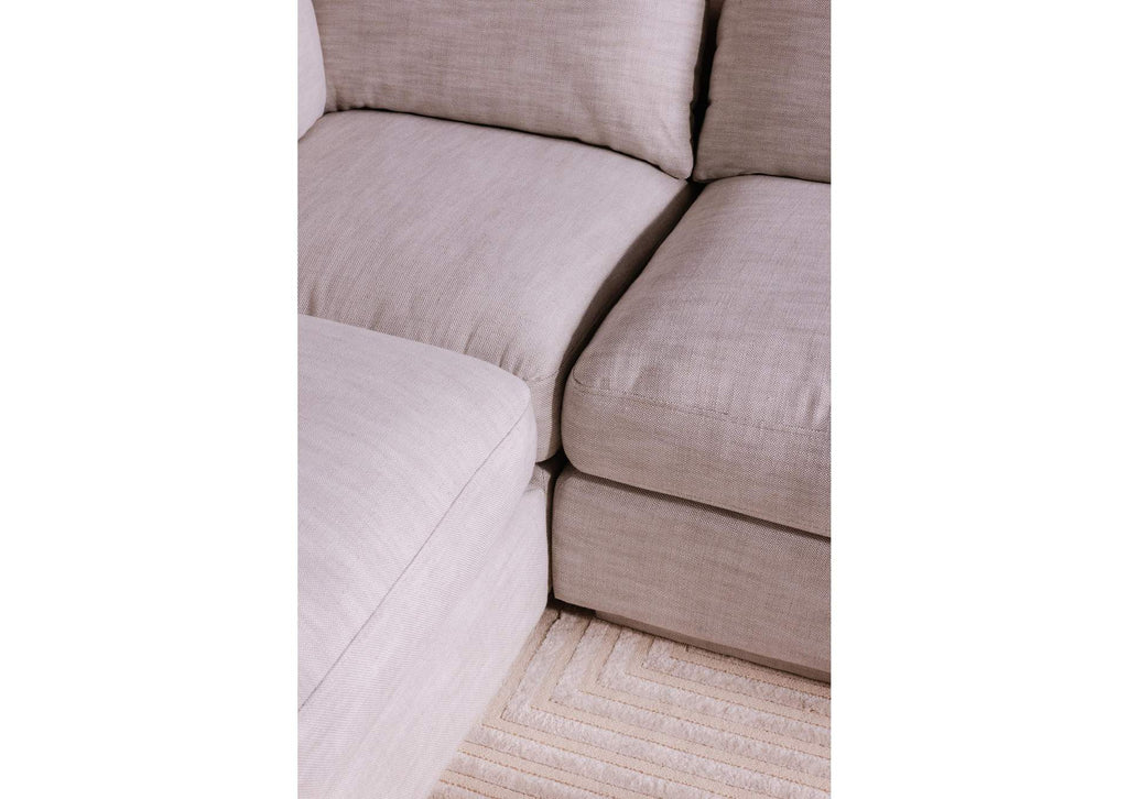 RN-1101-39 Justin Ottoman