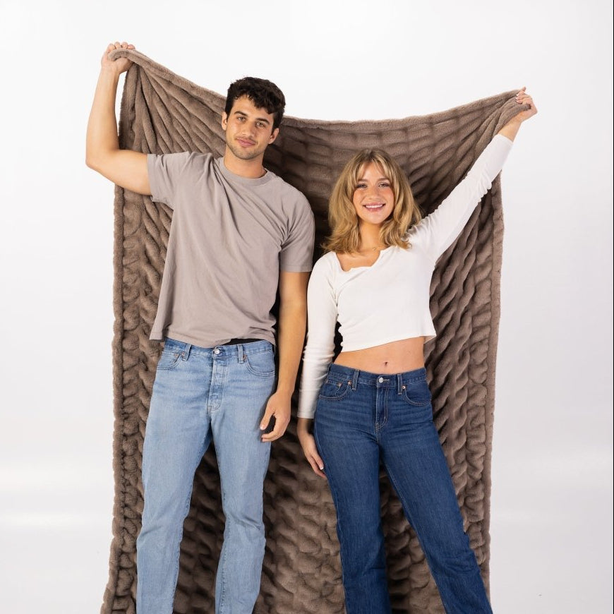 Mocha Cloud Throw